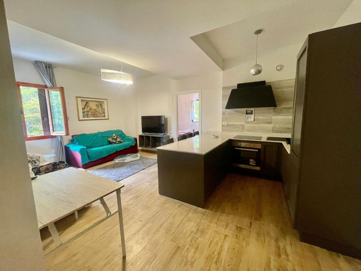 La Tana Del Capriolo Daire Prati di Tivo Dış mekan fotoğraf