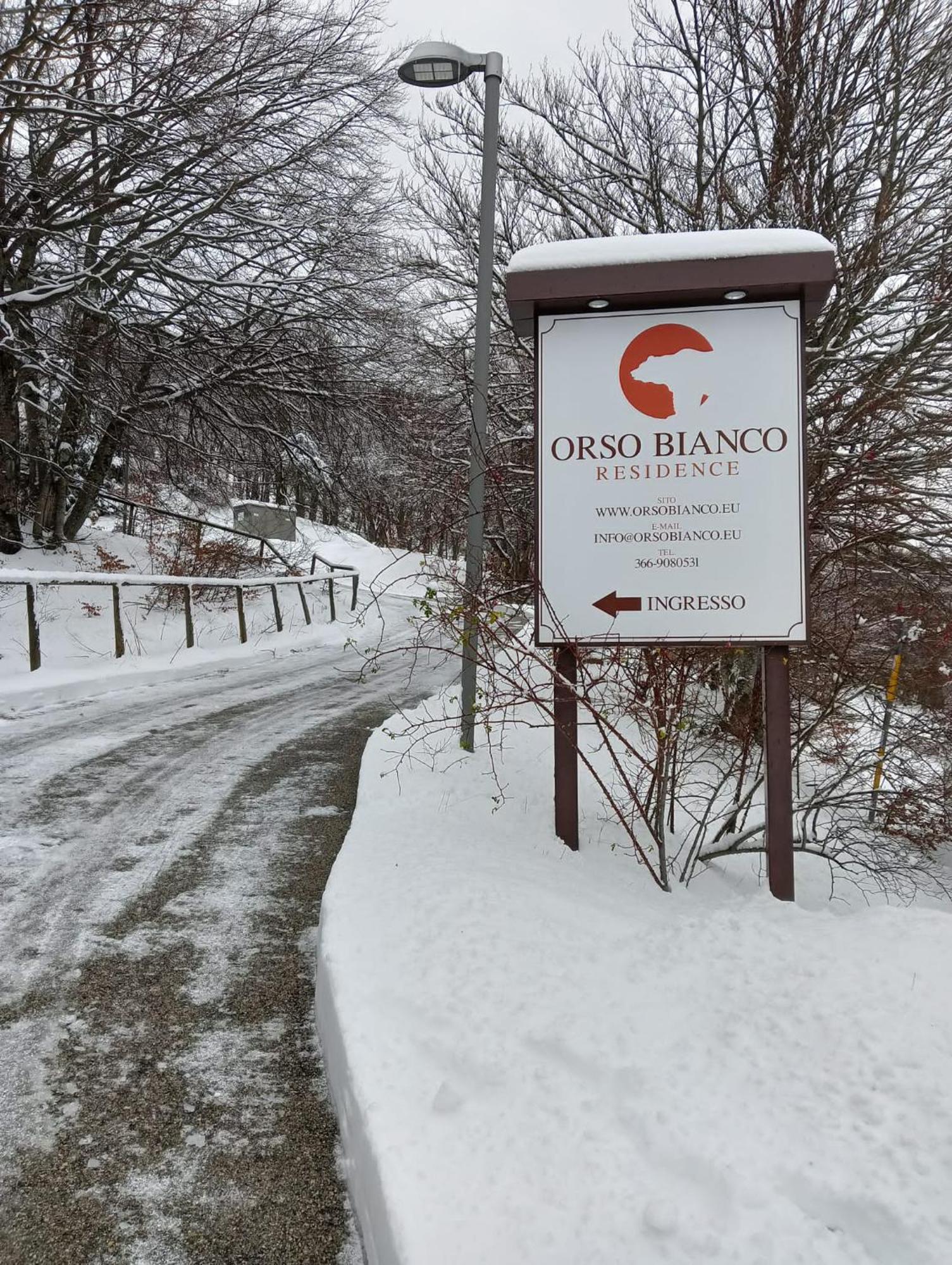 La Tana Del Capriolo Daire Prati di Tivo Dış mekan fotoğraf