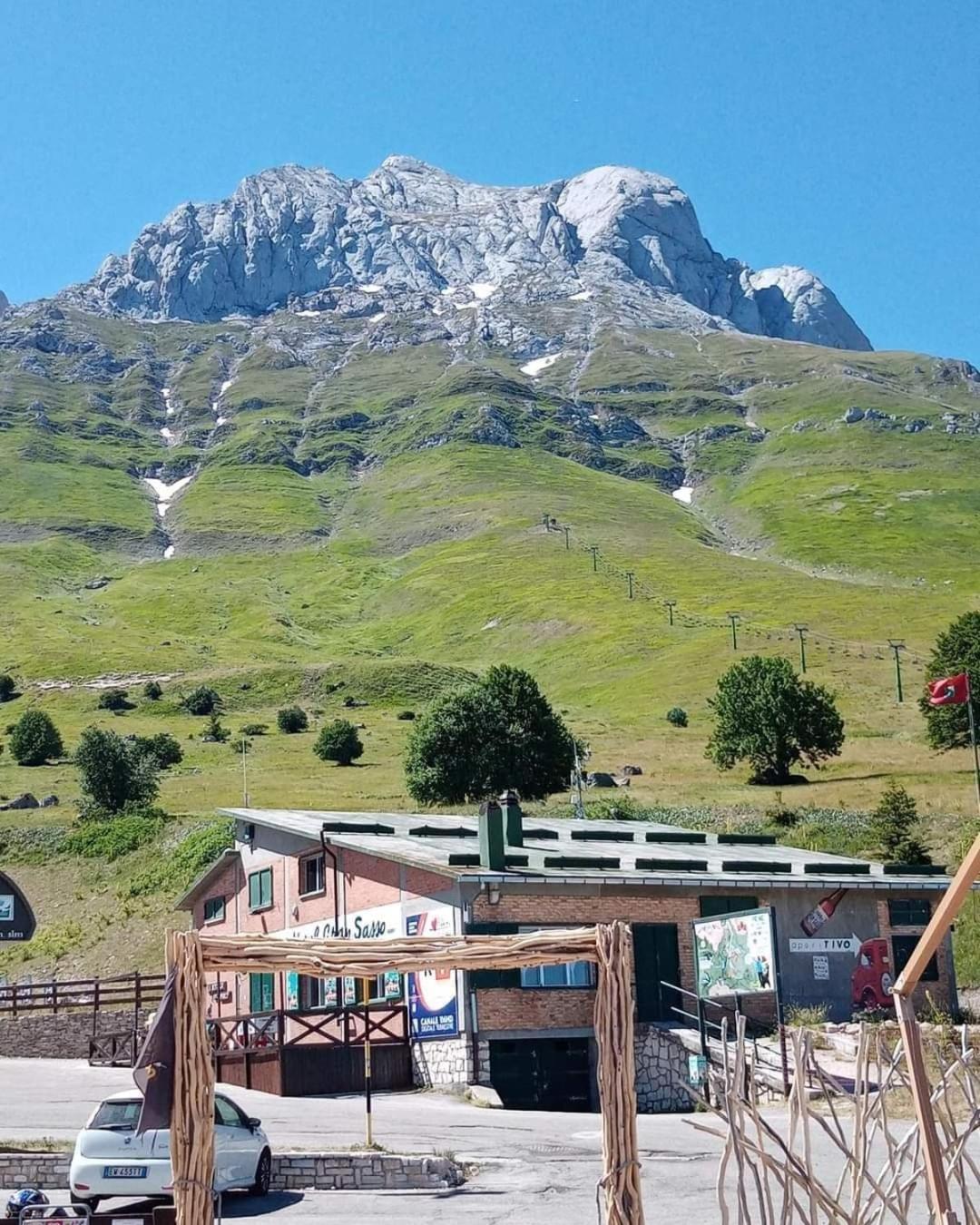 La Tana Del Capriolo Daire Prati di Tivo Dış mekan fotoğraf